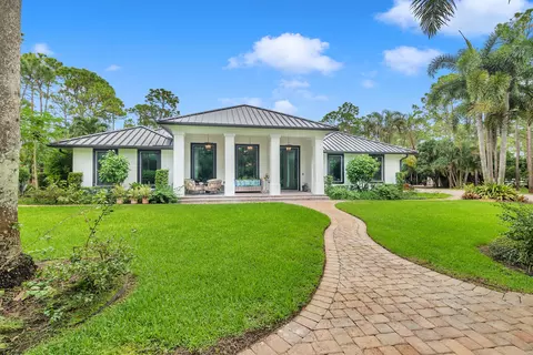 14689 Crazy Horse Ln, Palm Beach Gardens, FL 33418