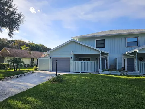 8311 SEaglewood Way, Hobe Sound, FL 33455