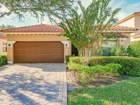 5513 57th Way, Vero Beach, FL 32967