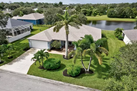 165 36th Ct SW, Vero Beach, FL 32968