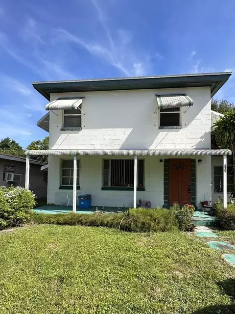 522 Douglas Ct, Fort Pierce, FL 34950
