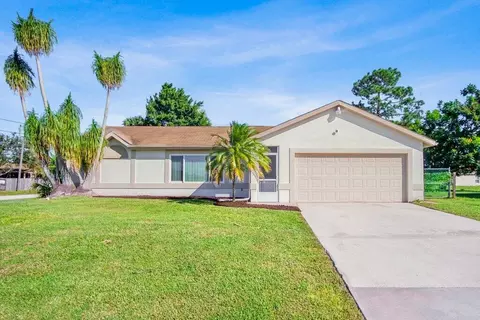 1085 SW Canary Ter, Port Saint Lucie, FL 34953
