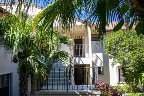 3242 Jog Park Dr, Greenacres, FL 33467