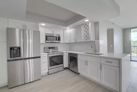 5280 NW 2nd Ave #417, Boca Raton, FL 33487