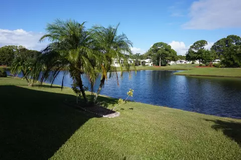 8218 E Bitterbush Ln, Port Saint Lucie, FL 34952