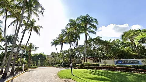 1120 Lake Shore Dr #202, Lake Park, FL 33403