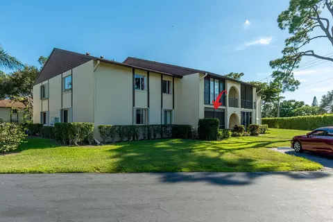 120 Lake Pine Cir #A-1, Greenacres, FL 33463
