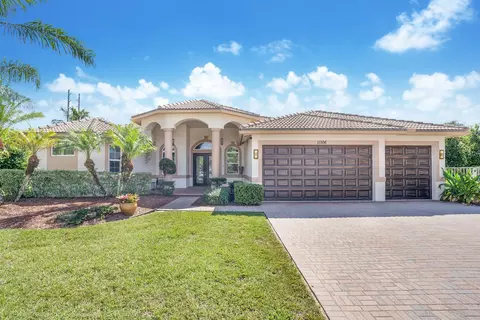 11106 Regatta Ln, Wellington, FL 33414