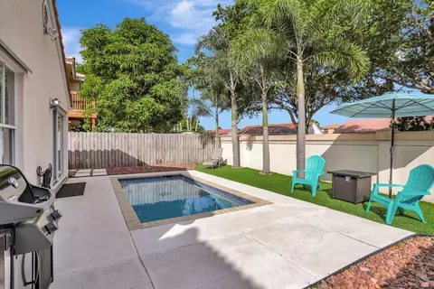 6327 Island Way, Margate, FL 33063