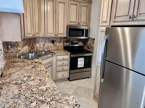 55 SW 2nd Ave #5040, Boca Raton, FL 33432