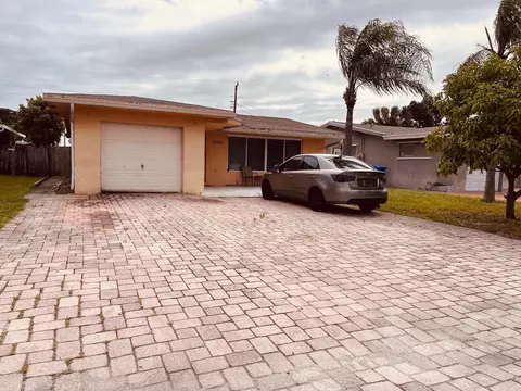 3750 NE 17th Ave, Pompano Beach, FL 33064