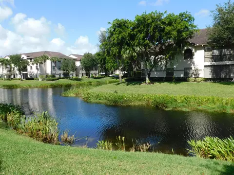 5241 Brisata Cir #F, Boynton Beach, FL 33437