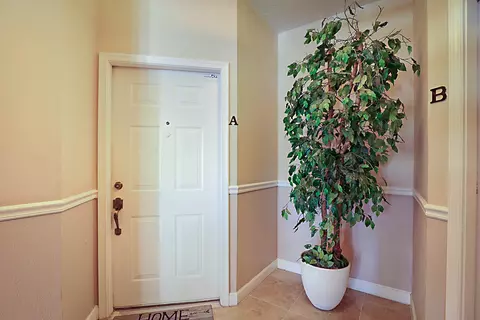 5800 Coach House Cir #A, Boca Raton, FL 33486