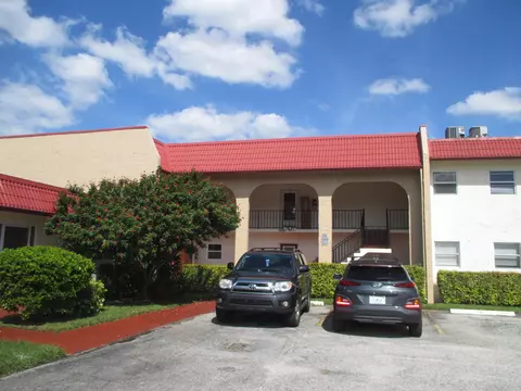 221 Lake Carol Dr, West Palm Beach, FL 33411