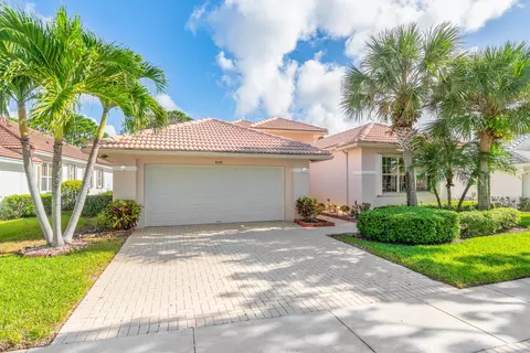 9130 Bay Harbour Cir, West Palm Beach, FL 33411
