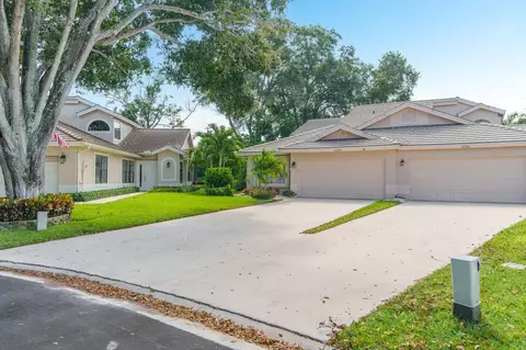 10964 Stafford Cir S, Boynton Beach, FL 33436