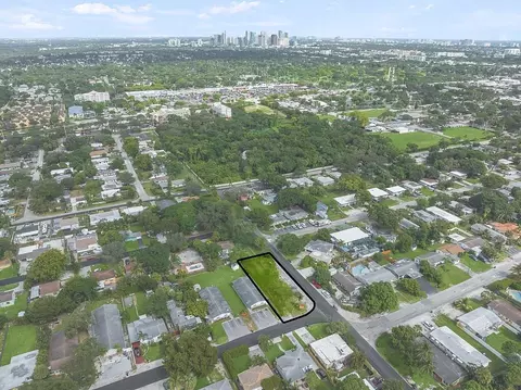 1301 SW 30th St #1-4, Fort Lauderdale, FL 33315