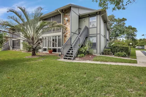 8164 SE Croft Cir #B-7, Hobe Sound, FL 33455