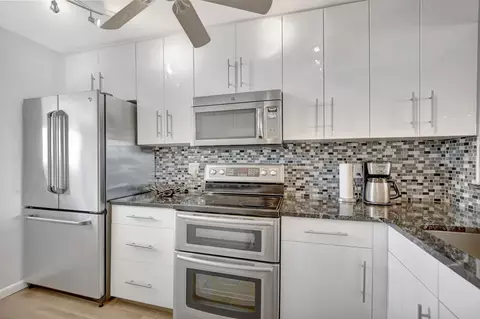 555 NW 4th Ave #4060, Boca Raton, FL 33432