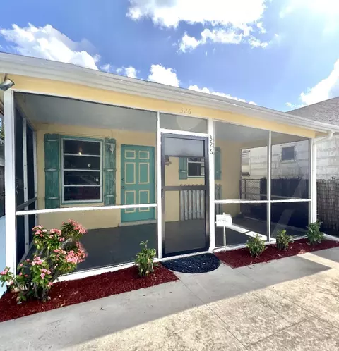 326 S L St, Lake Worth, FL 33460