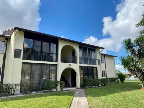5801 Whispering Pine Way #B-2, Greenacres, FL 33463