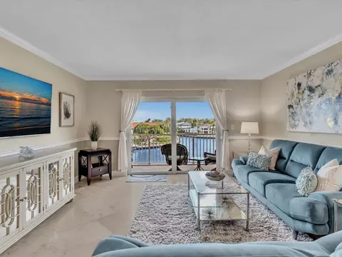 330 N Federal Hwy #412, Deerfield Beach, FL 33441