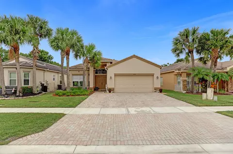 10100 Clubhouse Turn Rd, Lake Worth, FL 33449