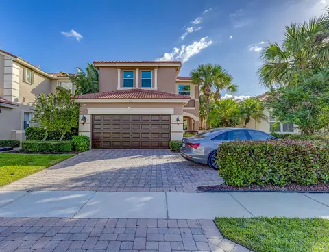 123 Isle Verde Way, Palm Beach Gardens, FL 33418
