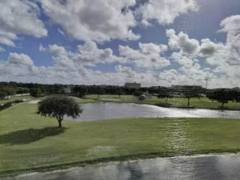 3100 W Rolling Hills Cir #602, Davie, FL 33328
