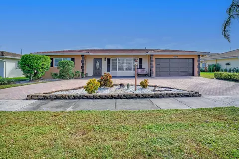 1452 SE 14th St, Deerfield Beach, FL 33441