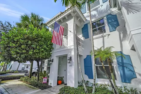 1346 Via De Pepi, Boynton Beach, FL 33426
