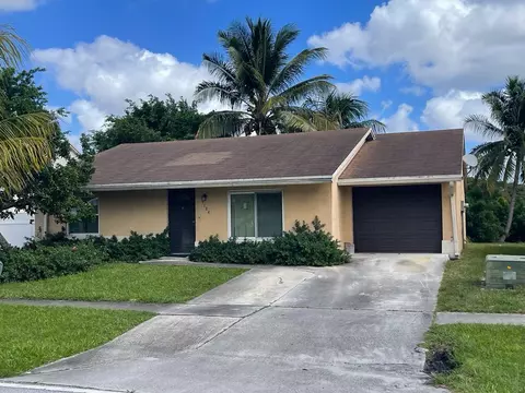 5184 Edgecliff Ave, Lake Worth, FL 33463