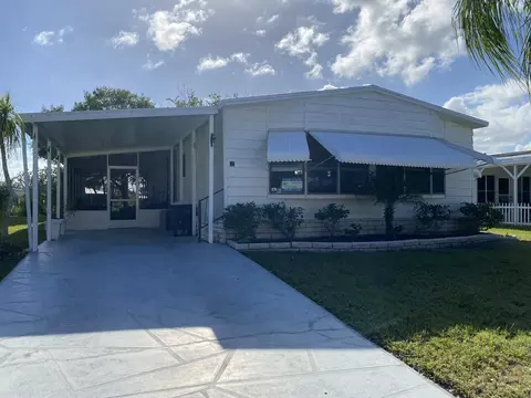 65 Calle De Lagos, Fort Pierce, FL 34951