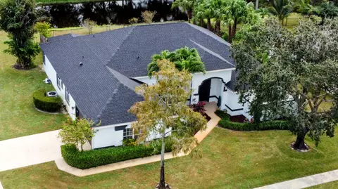 1847 Primrose Ln, Wellington, FL 33414