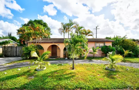 1910 N Seacrest Blvd, Boynton Beach, FL 33435