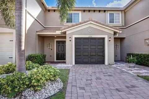 2206 SW Rockport Rd, Port Saint Lucie, FL 34953