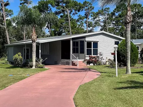 206 Travis Cay Pl #8, Fort Pierce, FL 34982