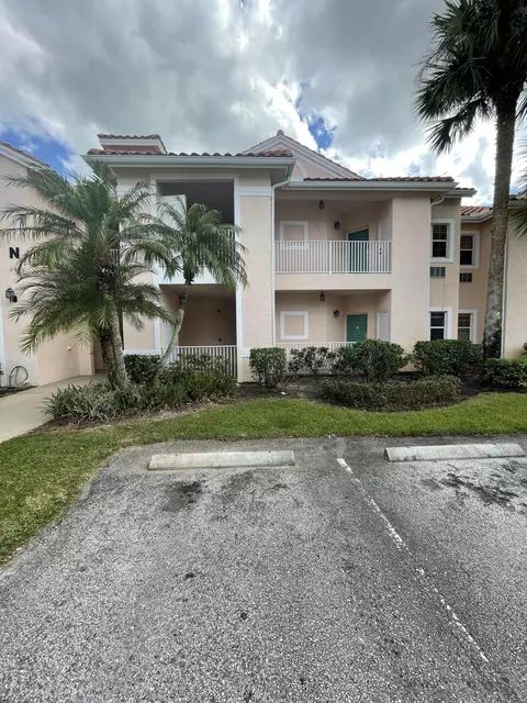 9883 Perfect Dr, Port Saint Lucie, FL 34986