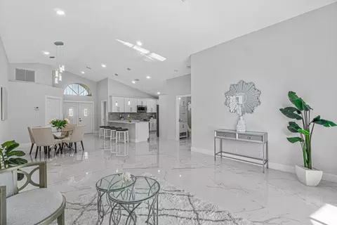 7579 Stirling Bridge Blvd N, Delray Beach, FL 33446