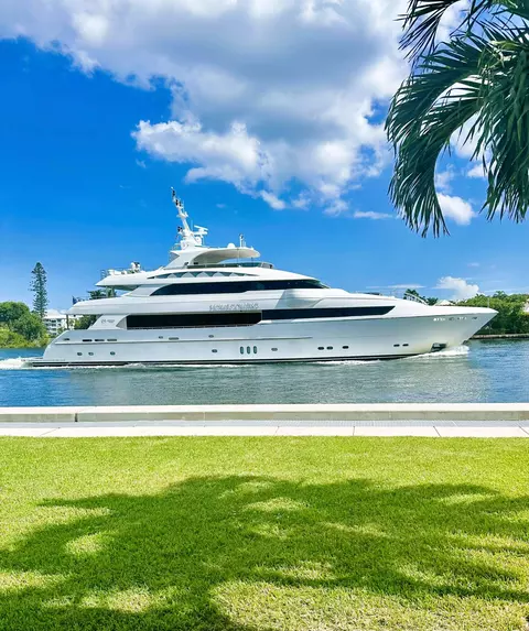 3 Colonial Club Dr #103, Boynton Beach, FL 33435