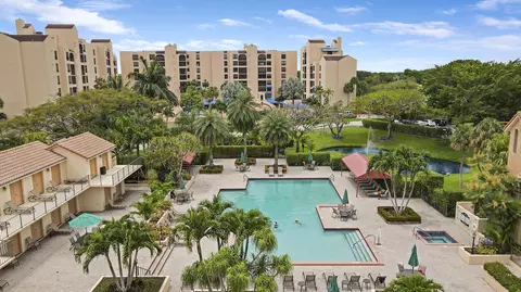 7217 Promenade Dr #301, Boca Raton, FL 33433