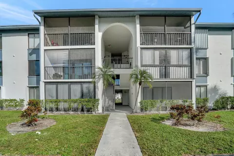 1011 Green Pine Blvd #B3, West Palm Beach, FL 33409