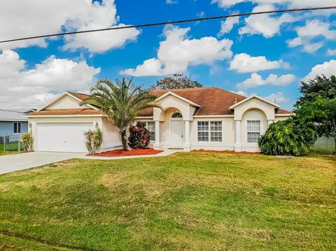 743 SW Duval Ave, Port Saint Lucie, FL 34983
