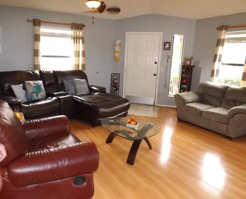 2825 Stoneway Ln #C, Fort Pierce, FL 34982