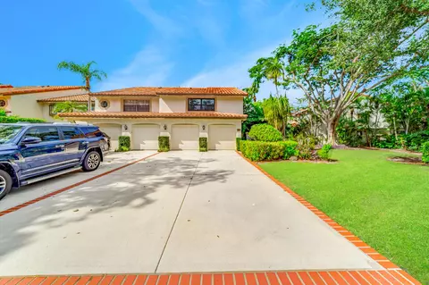 7715 La Mirada Dr, Boca Raton, FL 33433