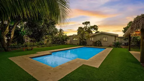 261 NW 9th St, Boca Raton, FL 33432