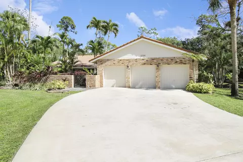 12709 Quercus Ln, Wellington, FL 33414