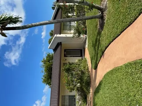 119 Lake Olive Dr, West Palm Beach, FL 33411