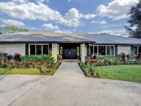 19810 Queenswood Dr, Jupiter, FL 33458