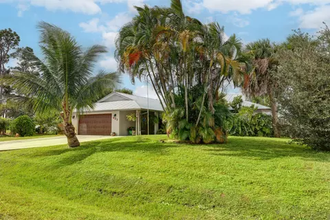 402 Willows Ave, Port Saint Lucie, FL 34952